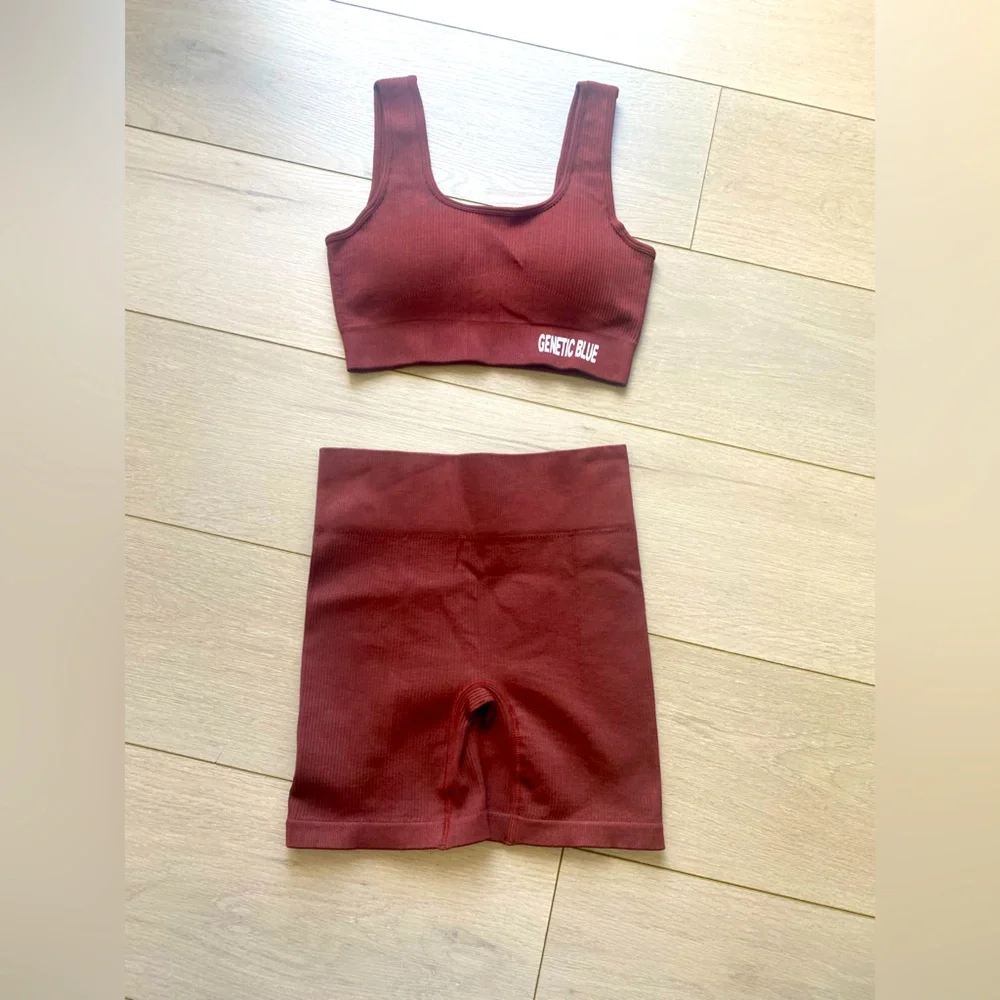 Workout set, laughing Set, Travel set, Gym Set, Yoga Set, NEW (M) - Picture 2 of 3